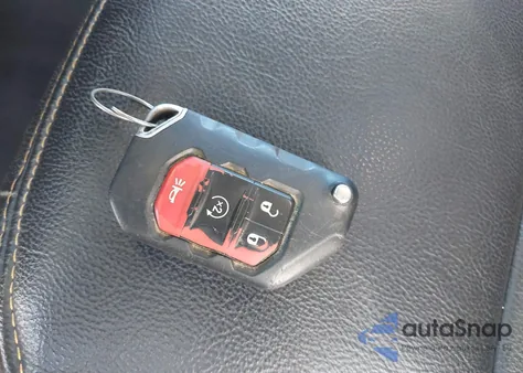 2024 Jeep Wrangler 4Xe Sahara 4Xe из США, поврежденный, VIN 1C4RJXP69RW231206